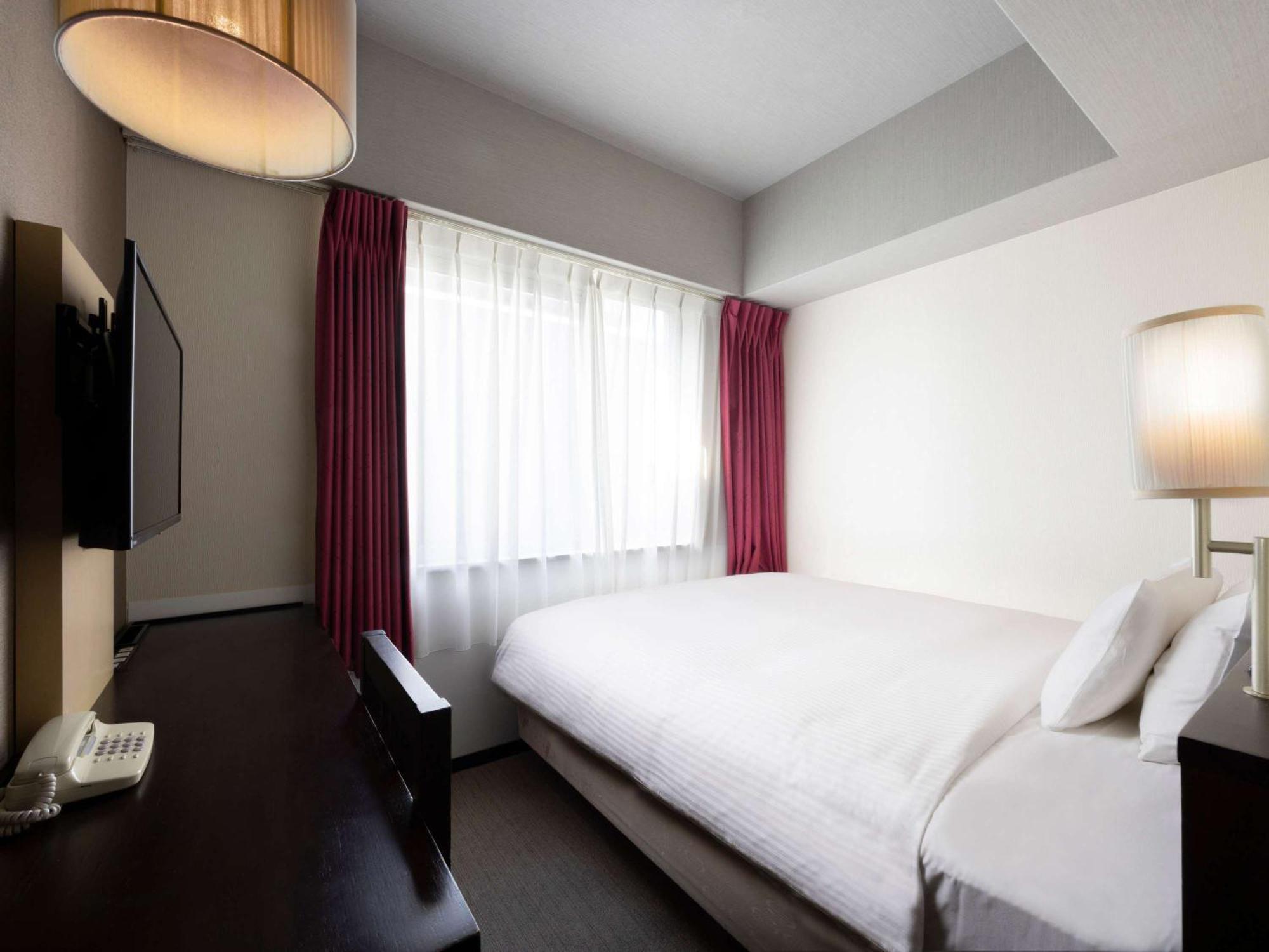 Ibis Styles Station
