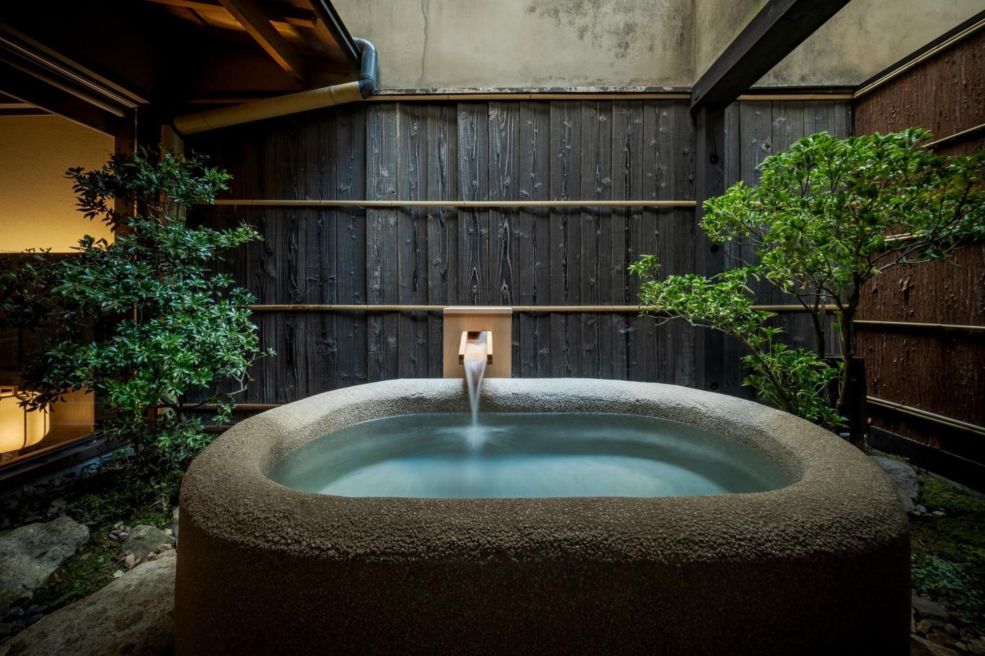 Nazuna Higashi Honganji Ryokan