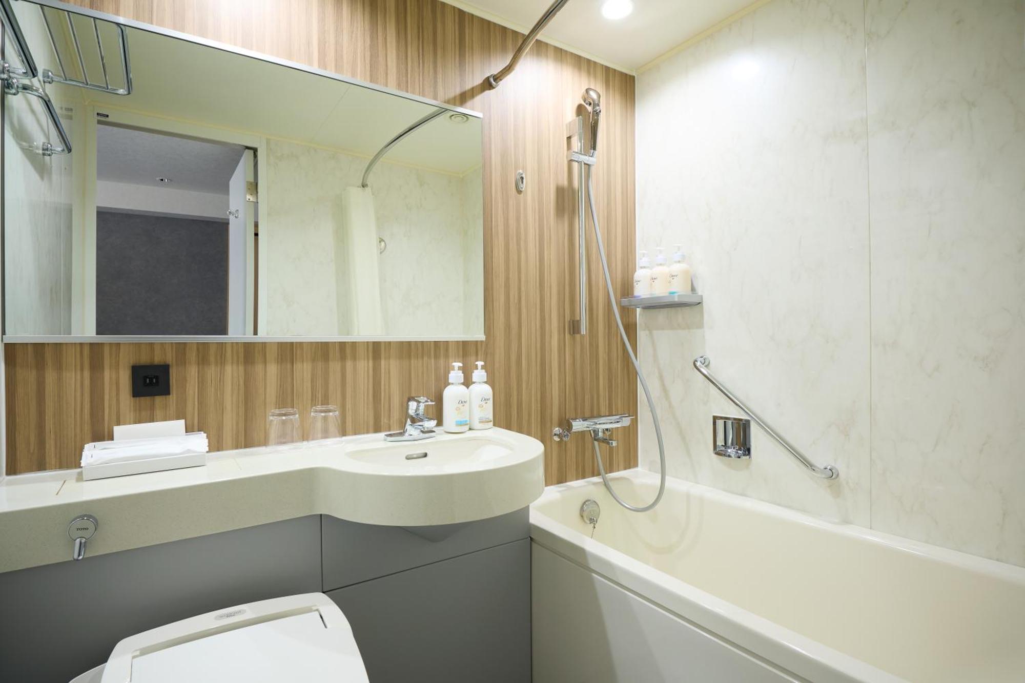 Hotel Holiday Gojo 4*