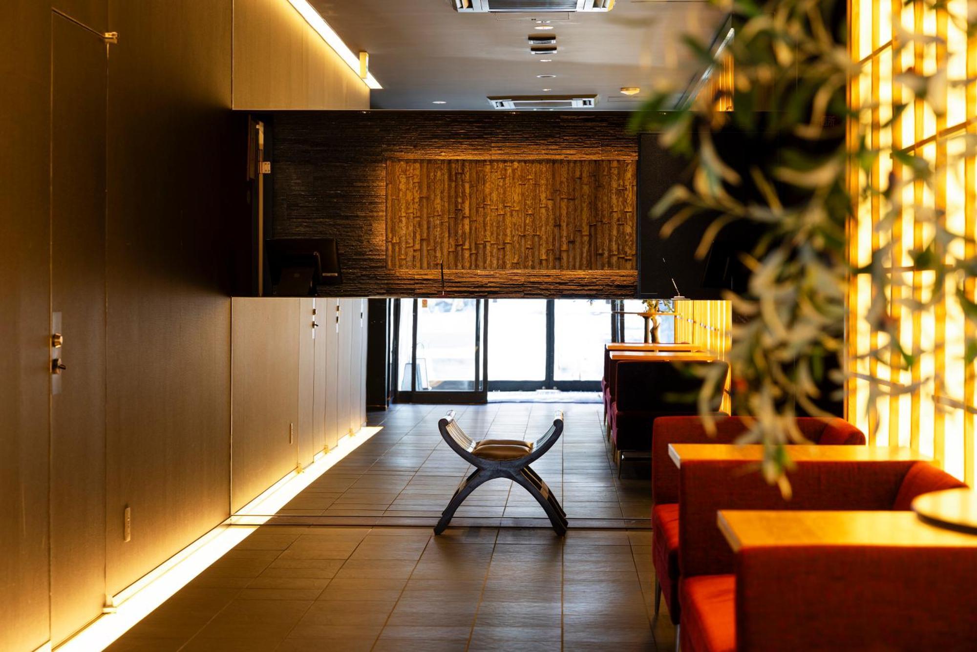 Wing International - Shijo Karasuma