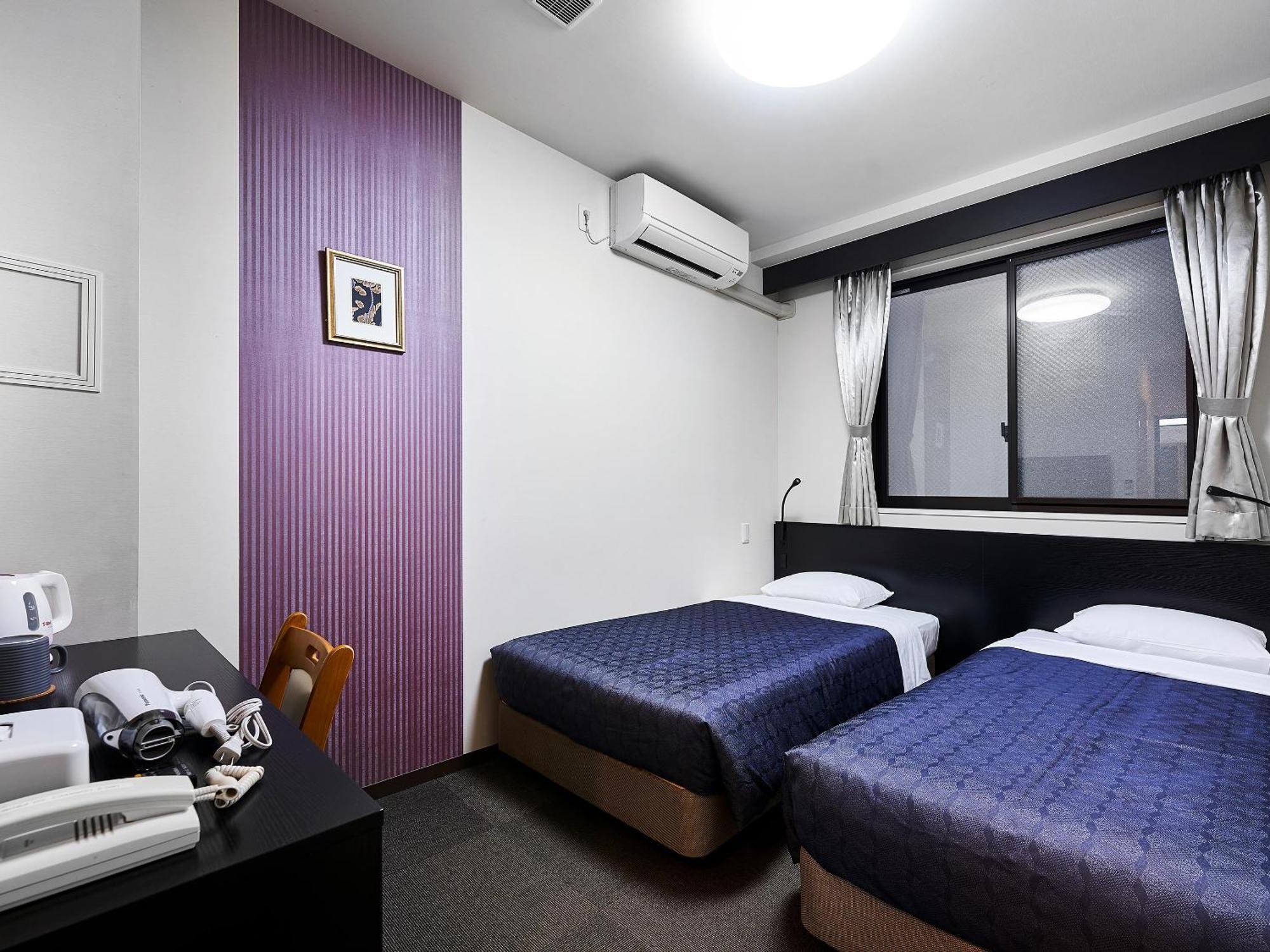 Izutsu Kawaramachi Sanjo Hotel