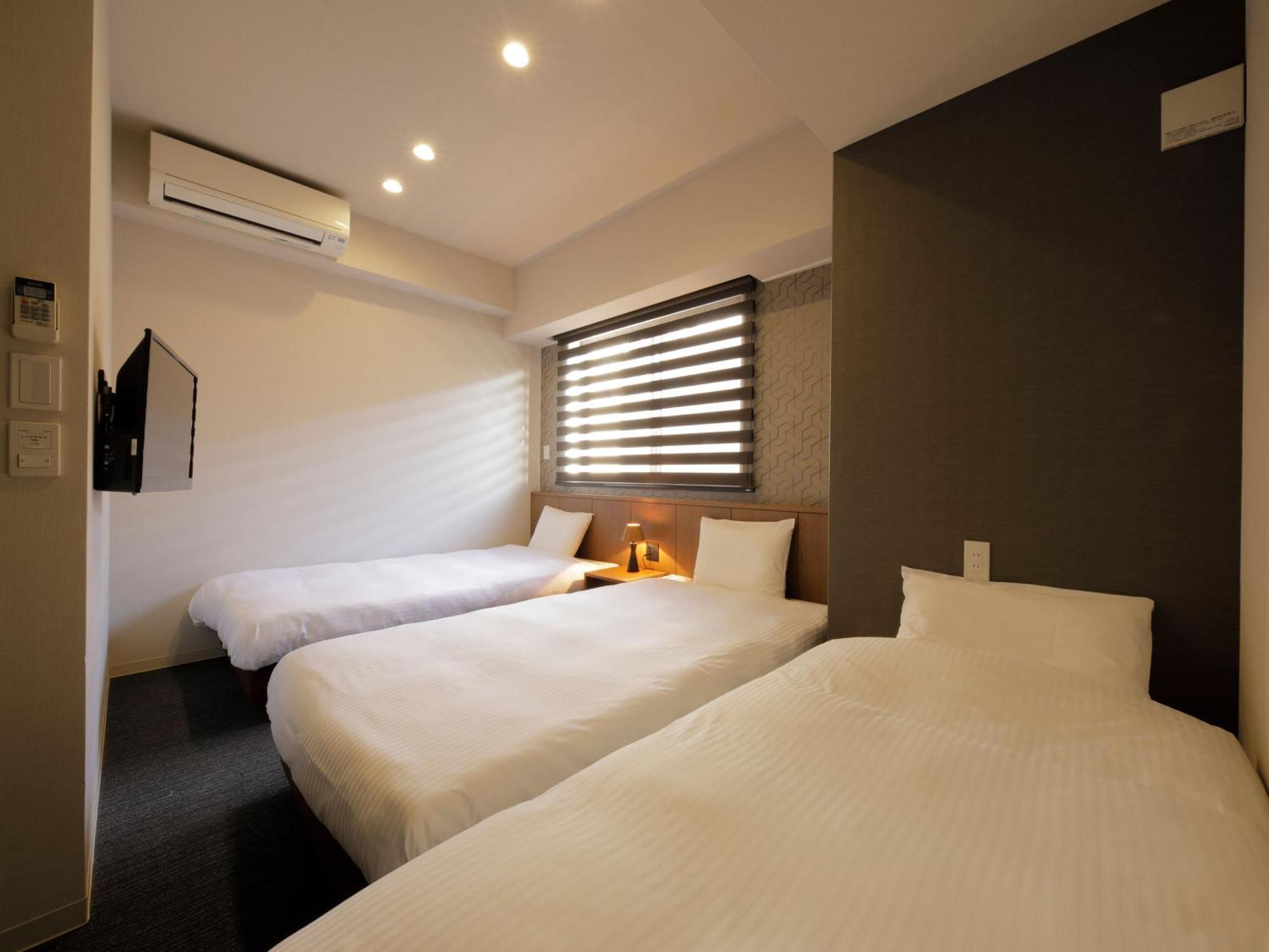 Smart Place Shijo Horikawa Hotel 3*