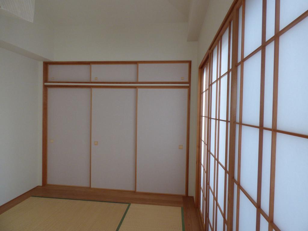 Hyakumanben Cross