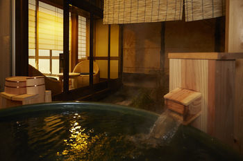 Nazuna Kyoto Nijo-Jo Ryokan 4*
