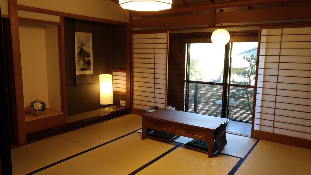 Kinkaku Ryokan 2*