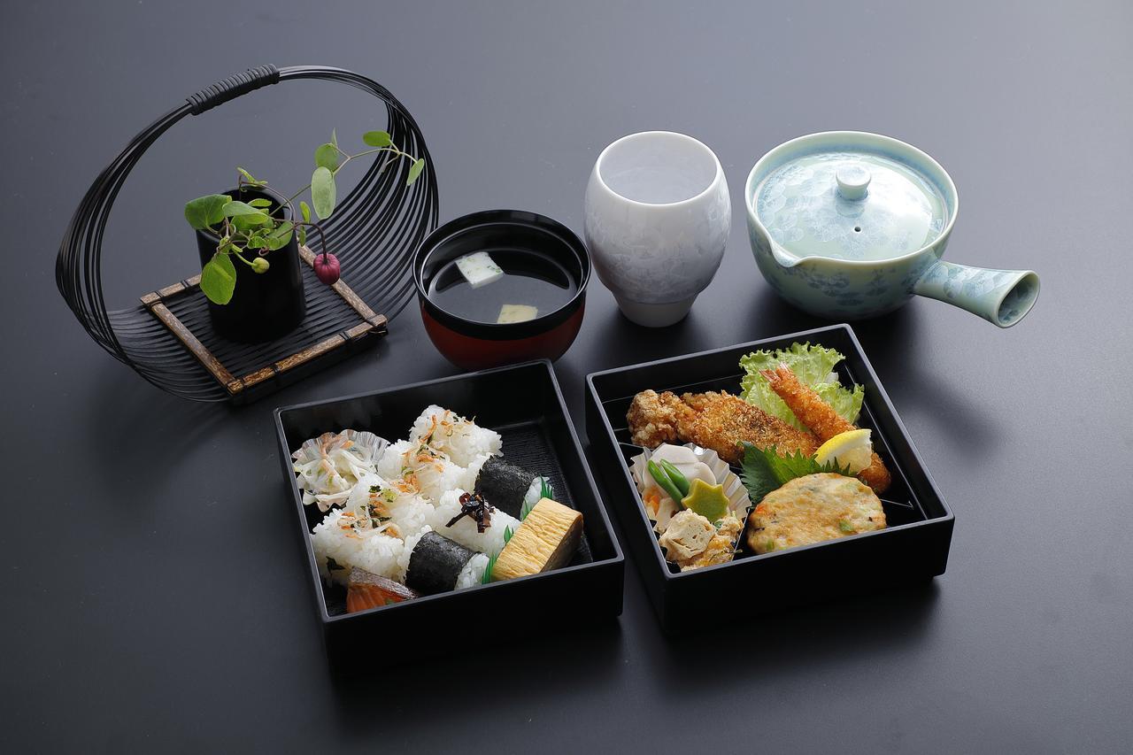 The Junei Imperial Palace West 3*