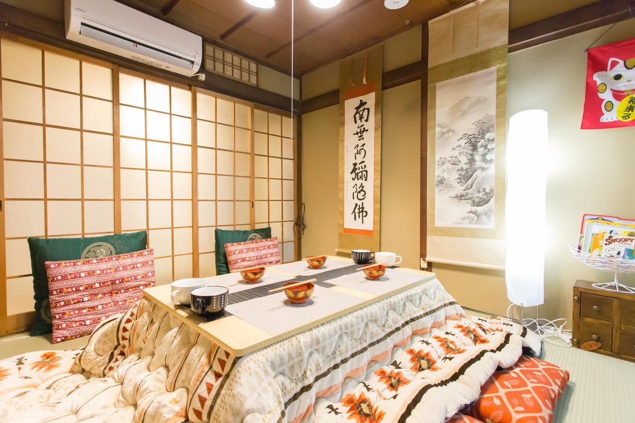 Holiday home Center 200 Years Old Traditional House Next To 2 Train Lines *