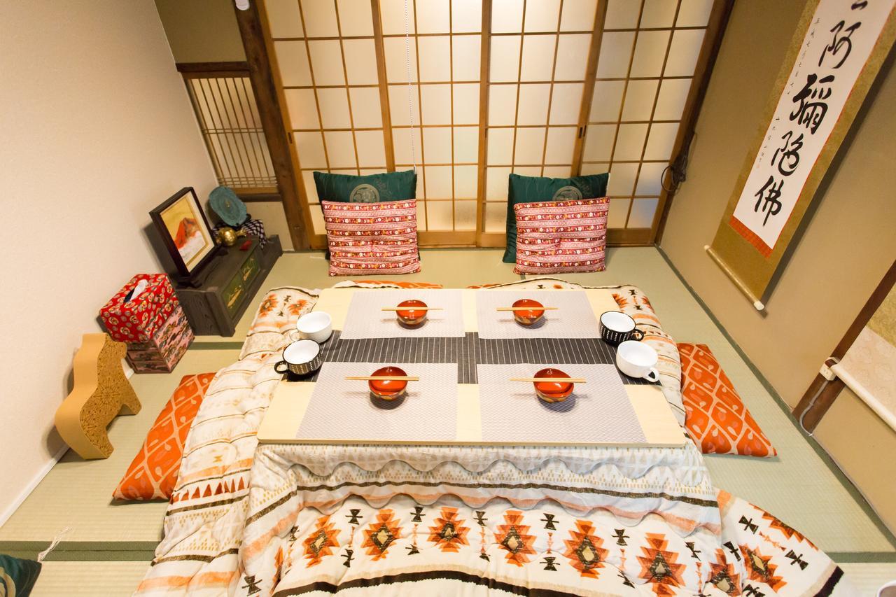 Center 200 Years Old Traditional House Next To 2 Train Lines Kyoto