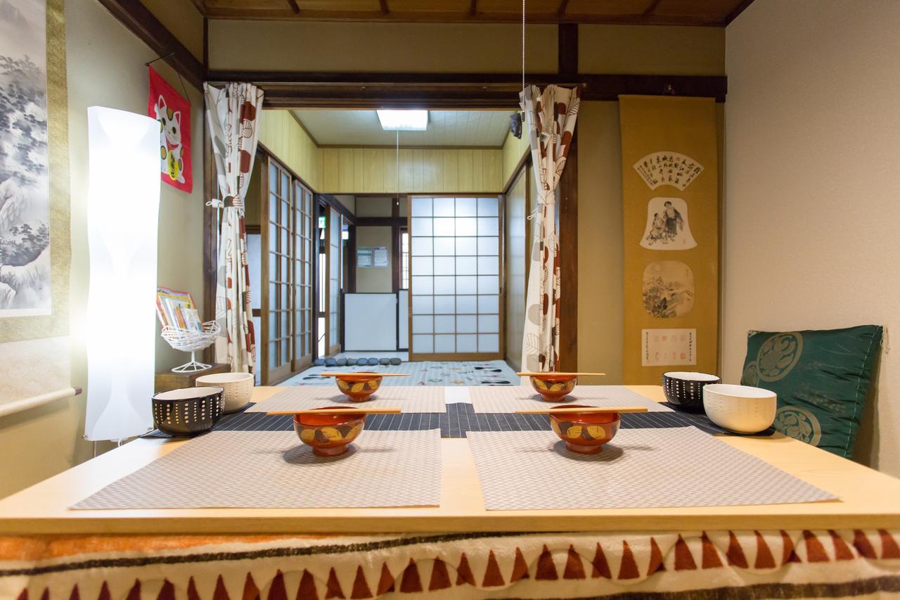 Center 200 Years Old Traditional House Next To 2 Train Lines Holiday home *
