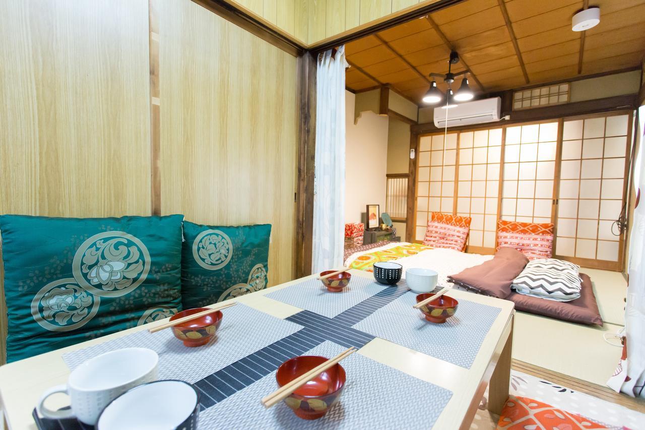 Center 200 Years Old Traditional House Next To 2 Train Lines *