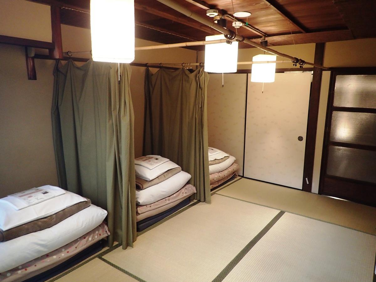 Waraku-an *