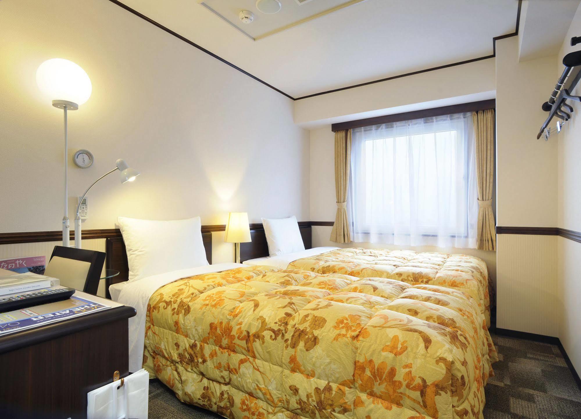 Toyoko Shijo-karasuma Hotel