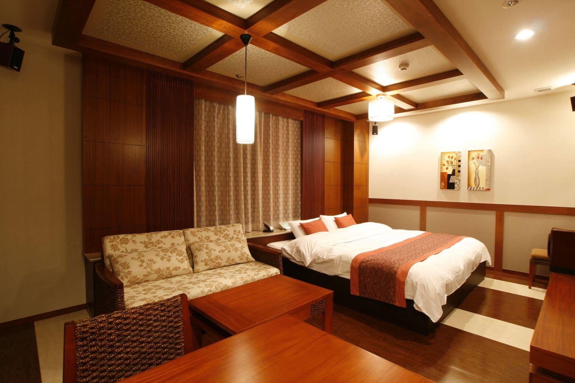 Hotel & Spa Lotus (Adults Only) Hotel