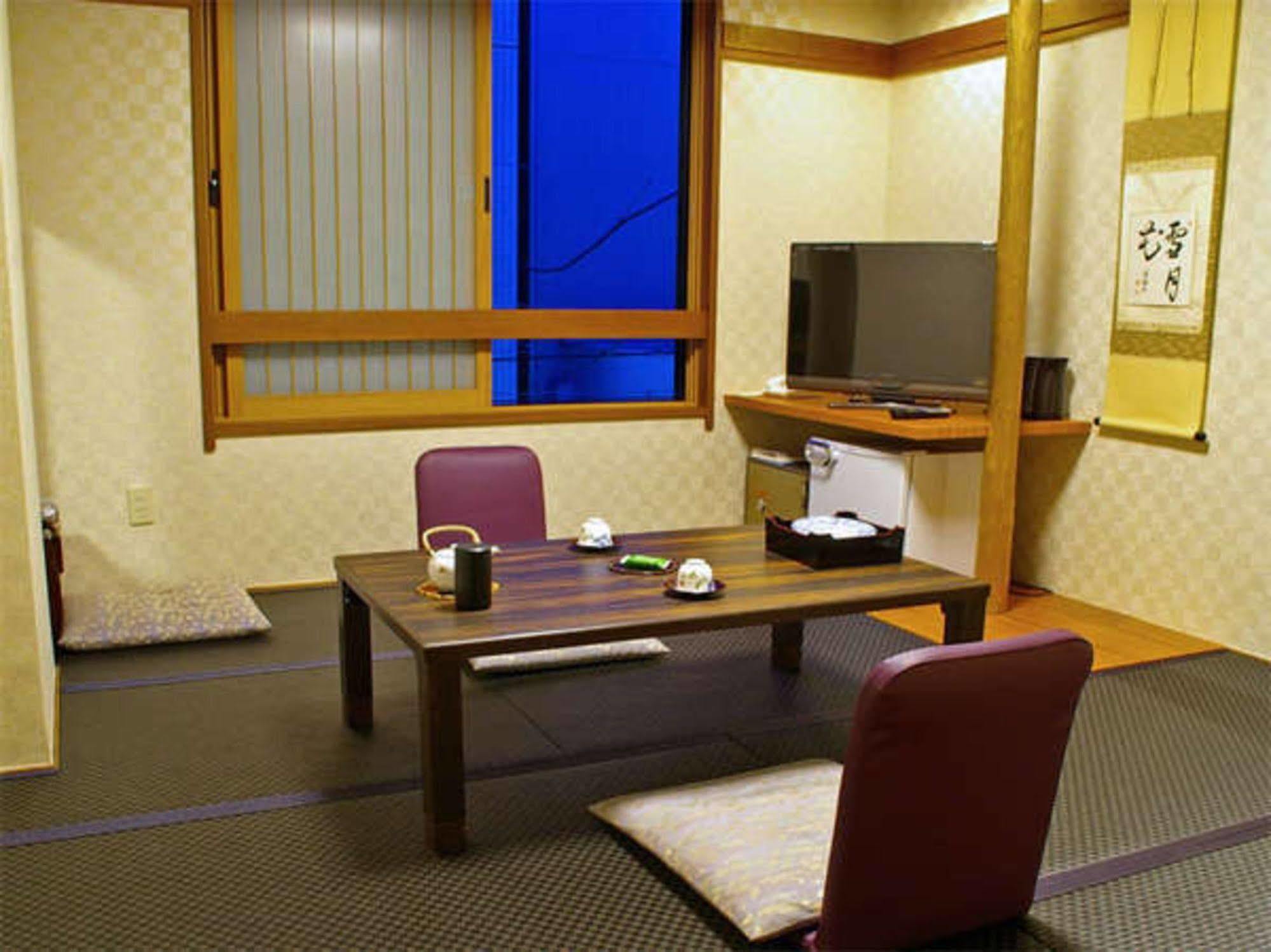 Ryokan Satomo 3*