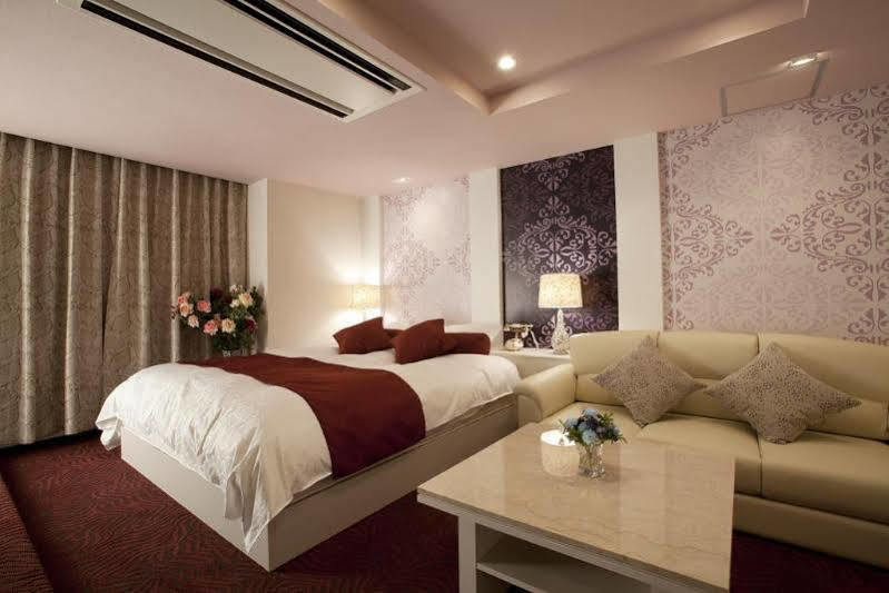 Hotel Alpha