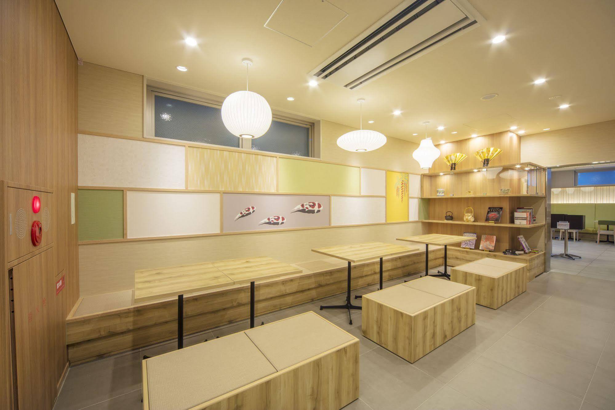 Sotetsu Fresa Kyoto-shijokarasuma Kyoto