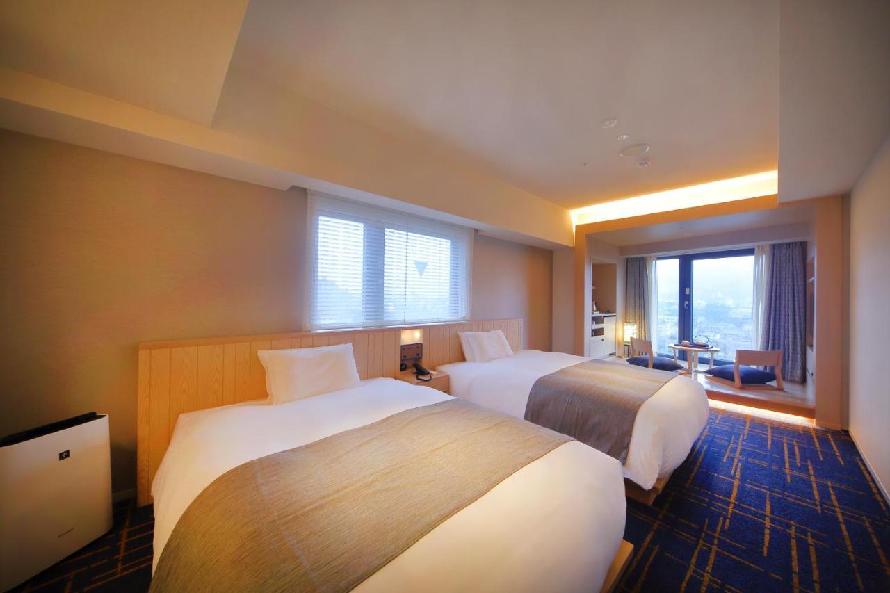 Sh By The Square Kiyamachi Hotel 4*