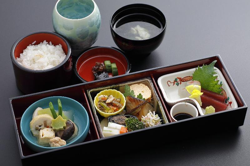 Hotel The Junei Imperial Palace West
