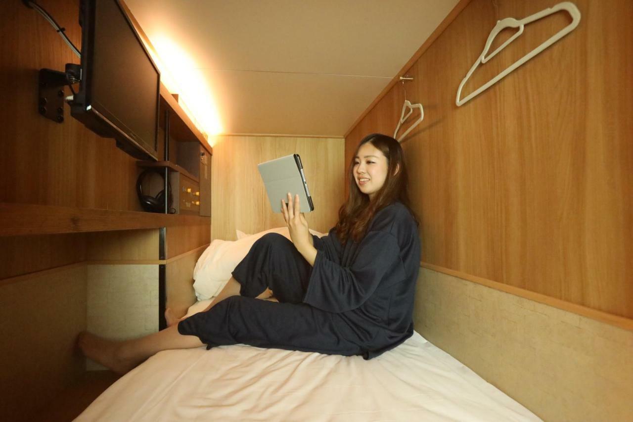 Cabin Sanjo Kawaramachi Capsule hotel Kyoto