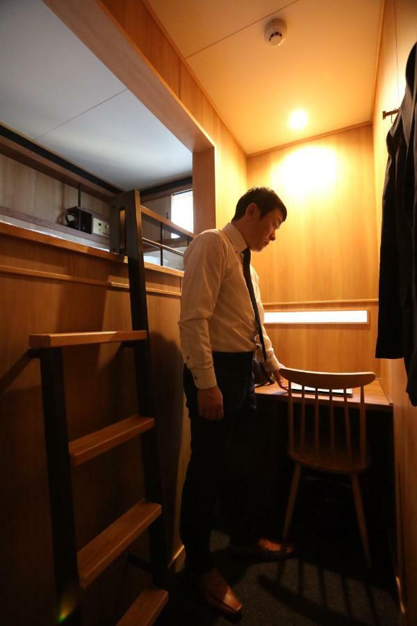 Capsule hotel Cabin Sanjo Kawaramachi 2*
