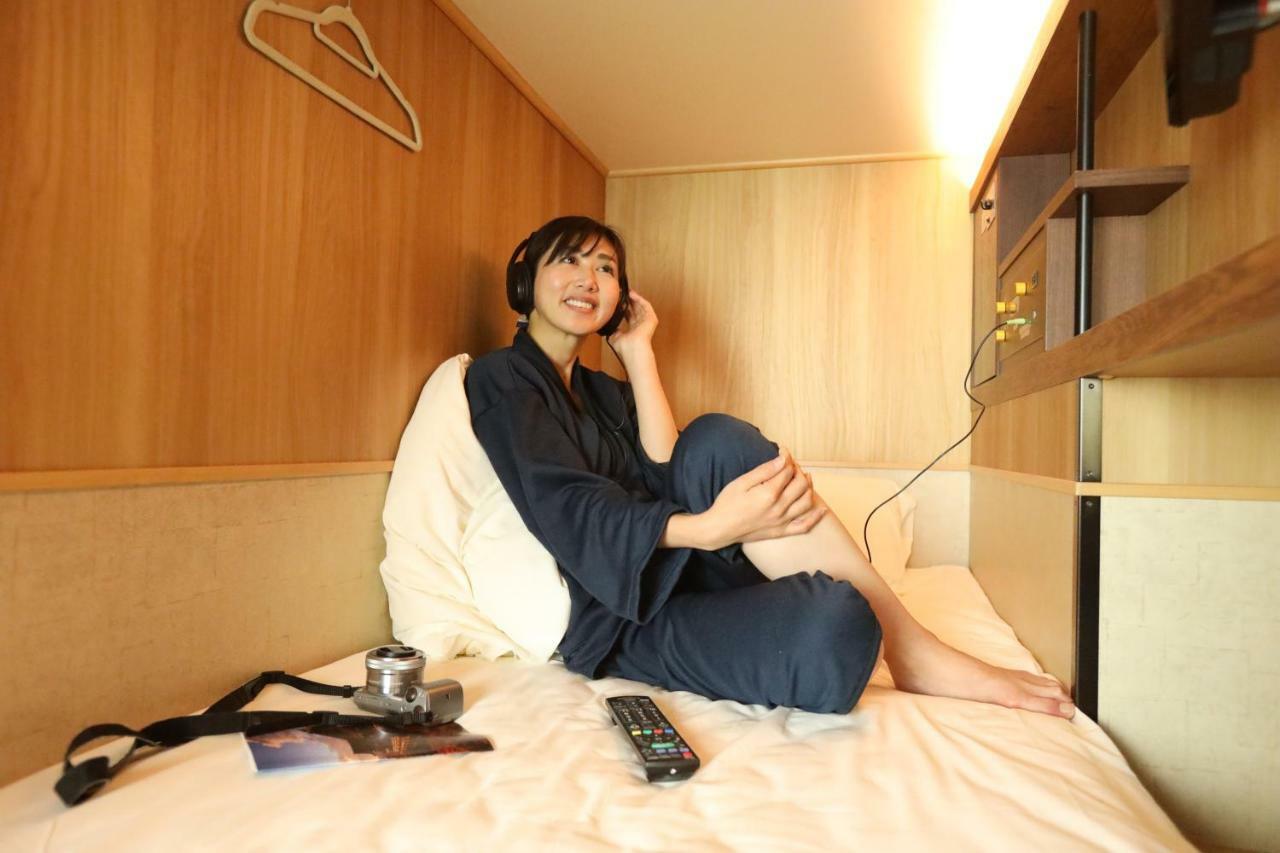 Cabin Sanjo Kawaramachi Capsule hotel