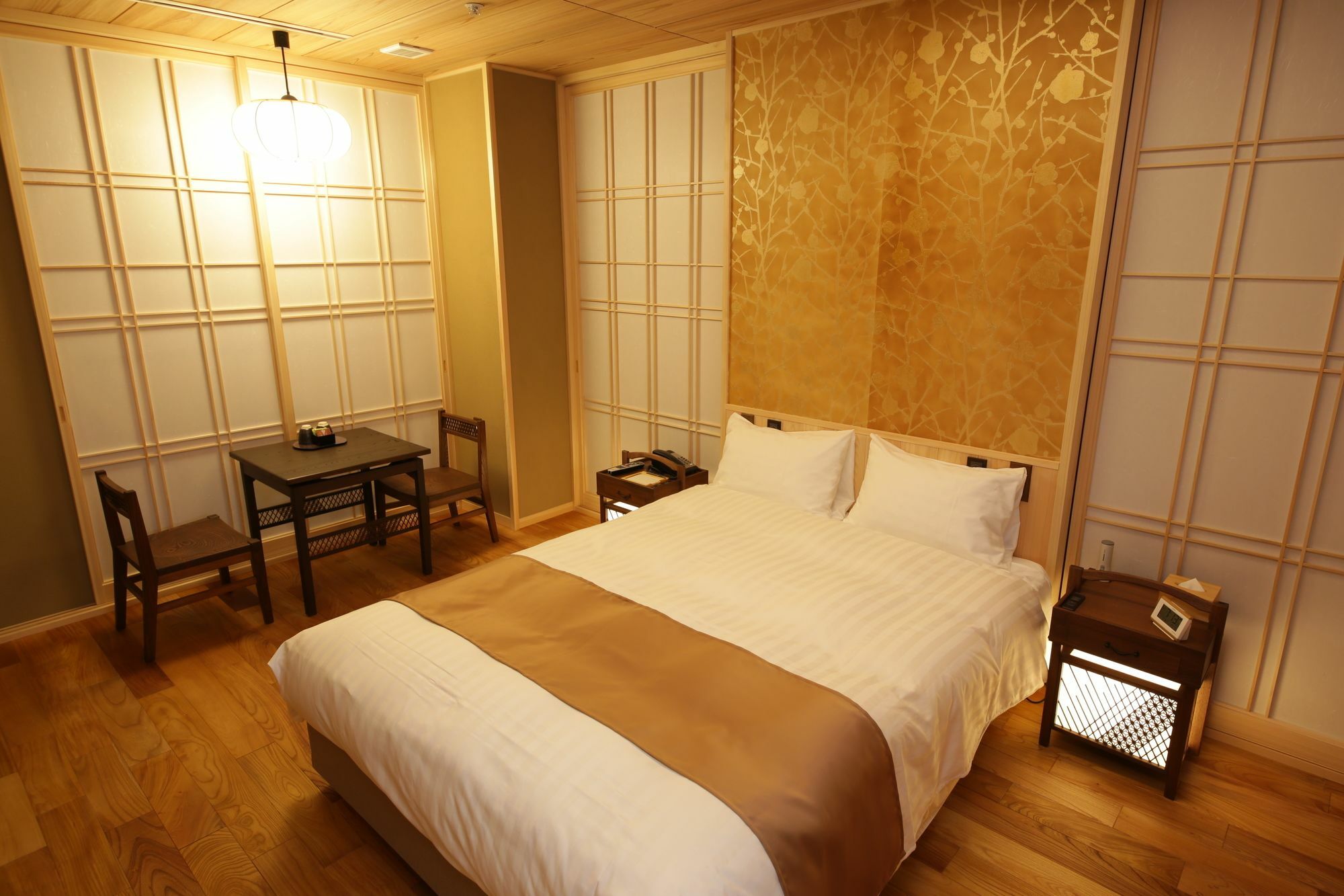 Sunrise Hotel 3*