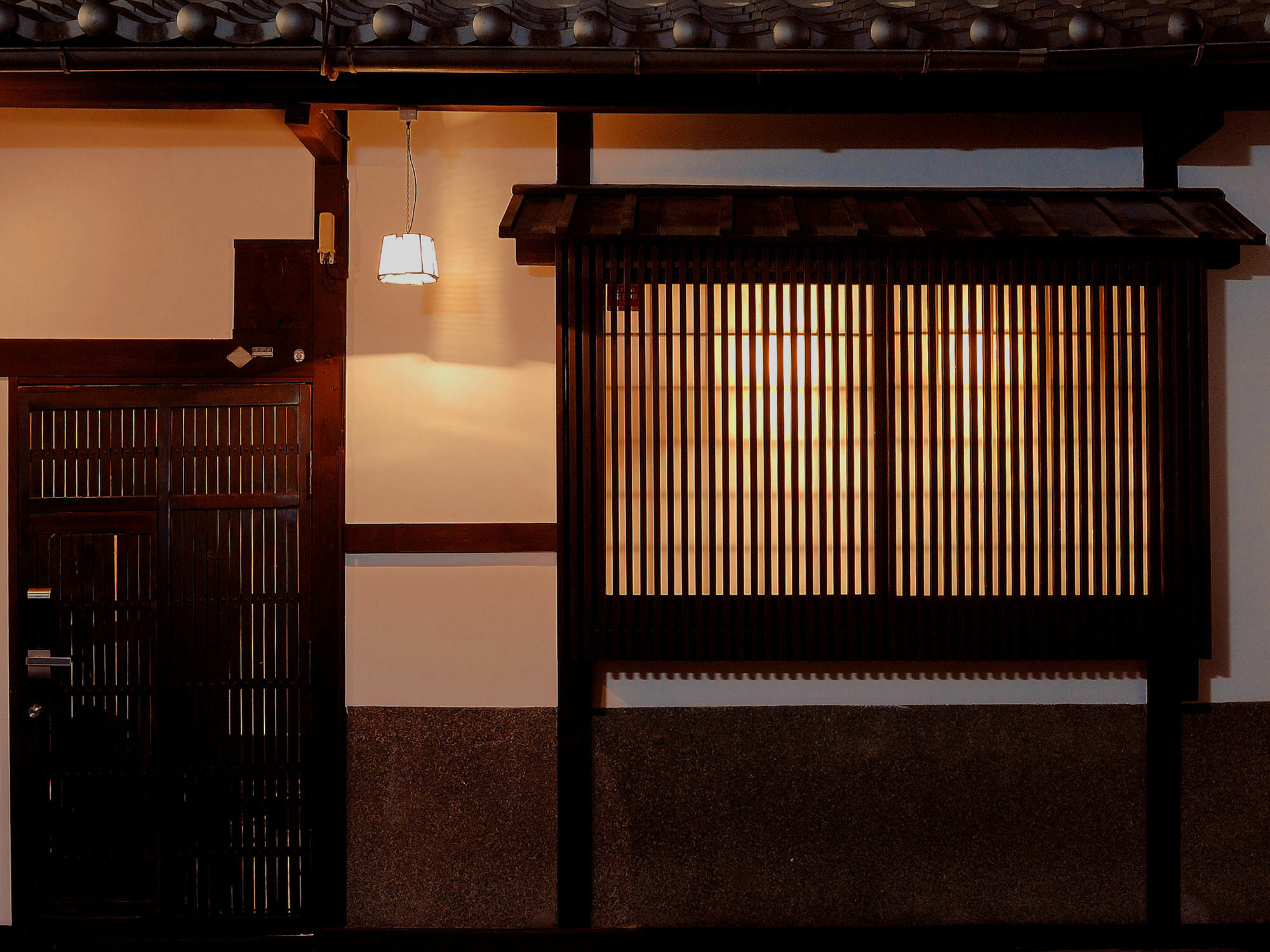 Theatre And Library -kyoto Imagumano- Kyoto