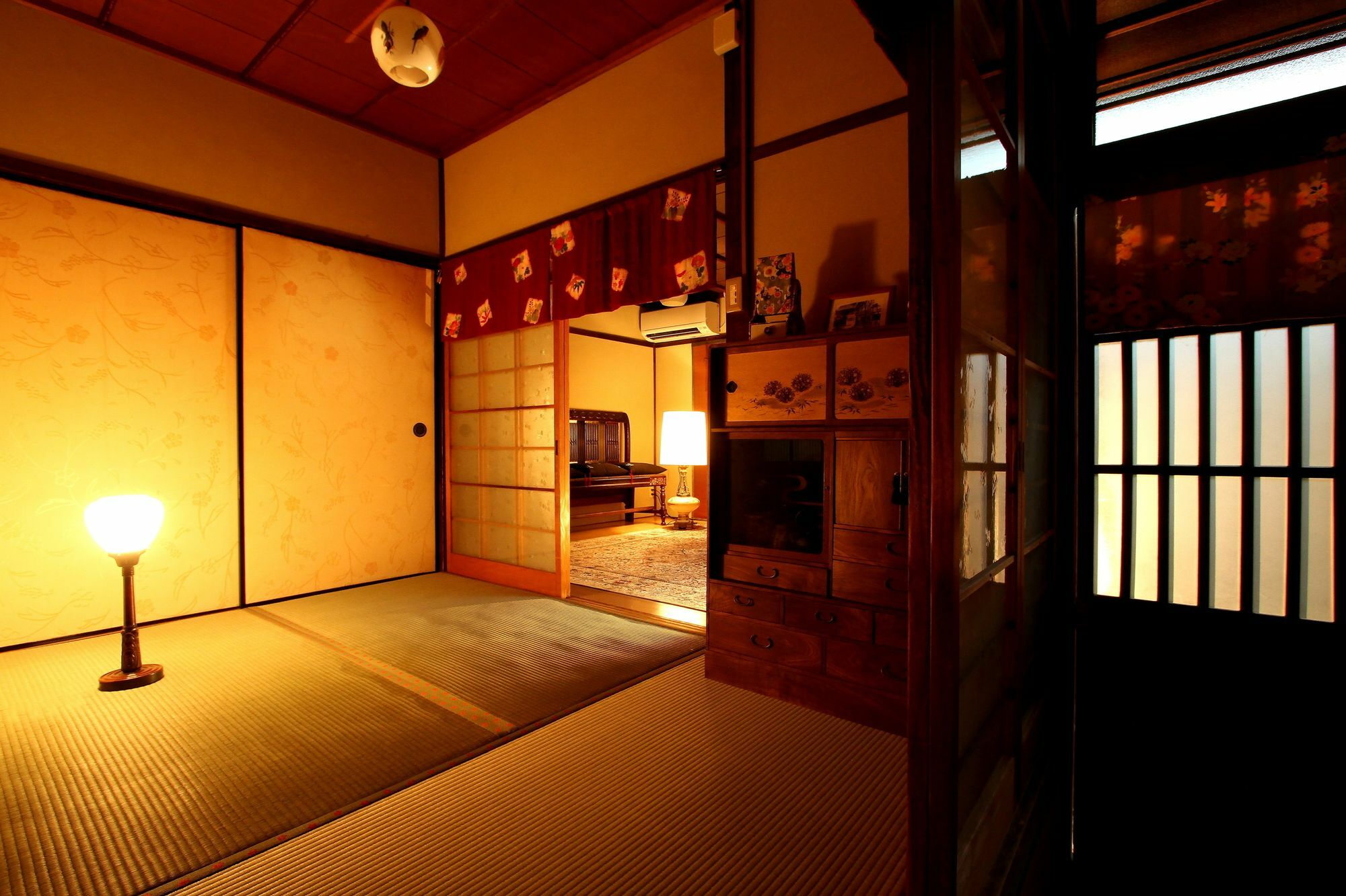 Naokonoza Tsubakitei Kyotoeki * Kyoto