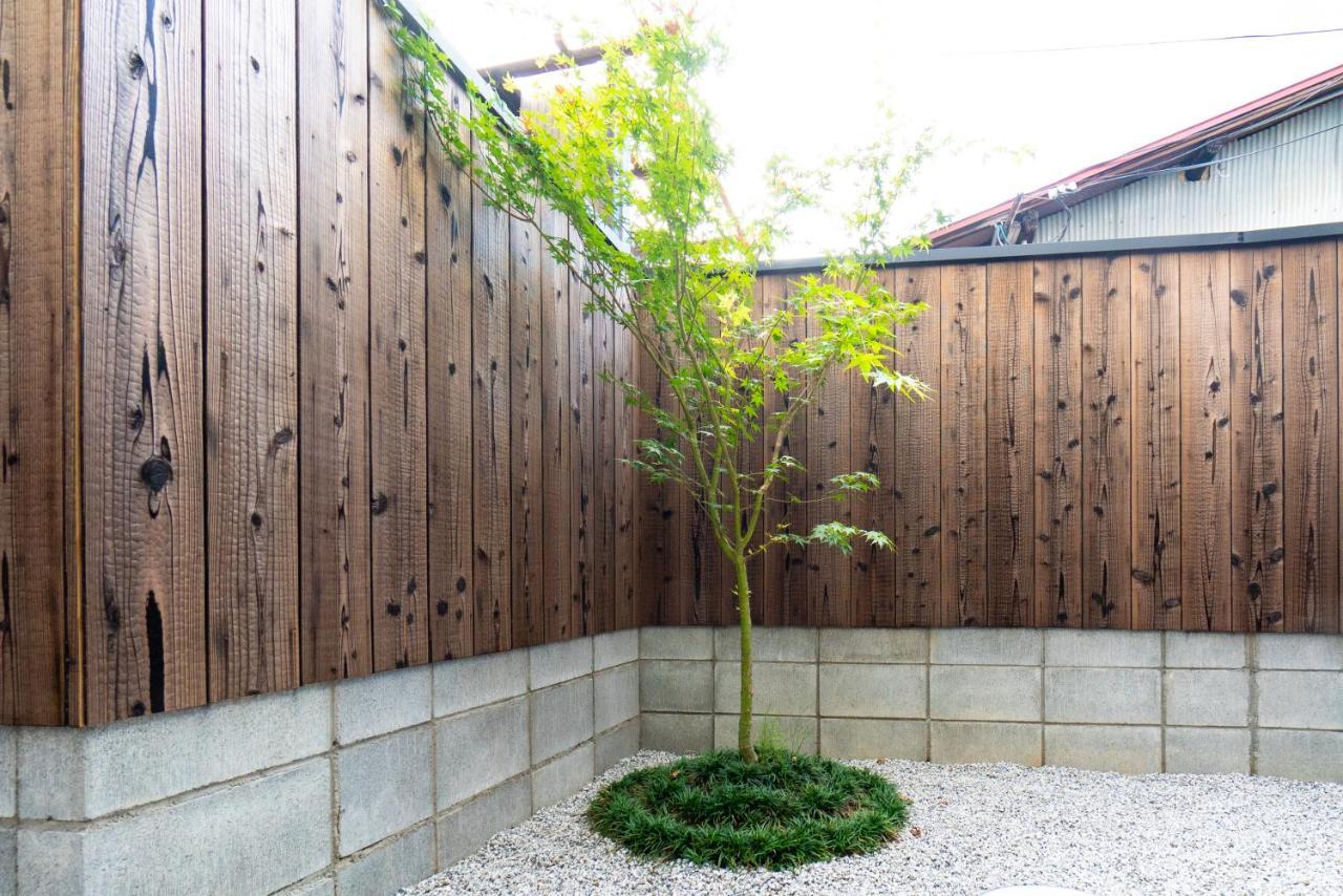 Etoile Shijo Omiya Guest house