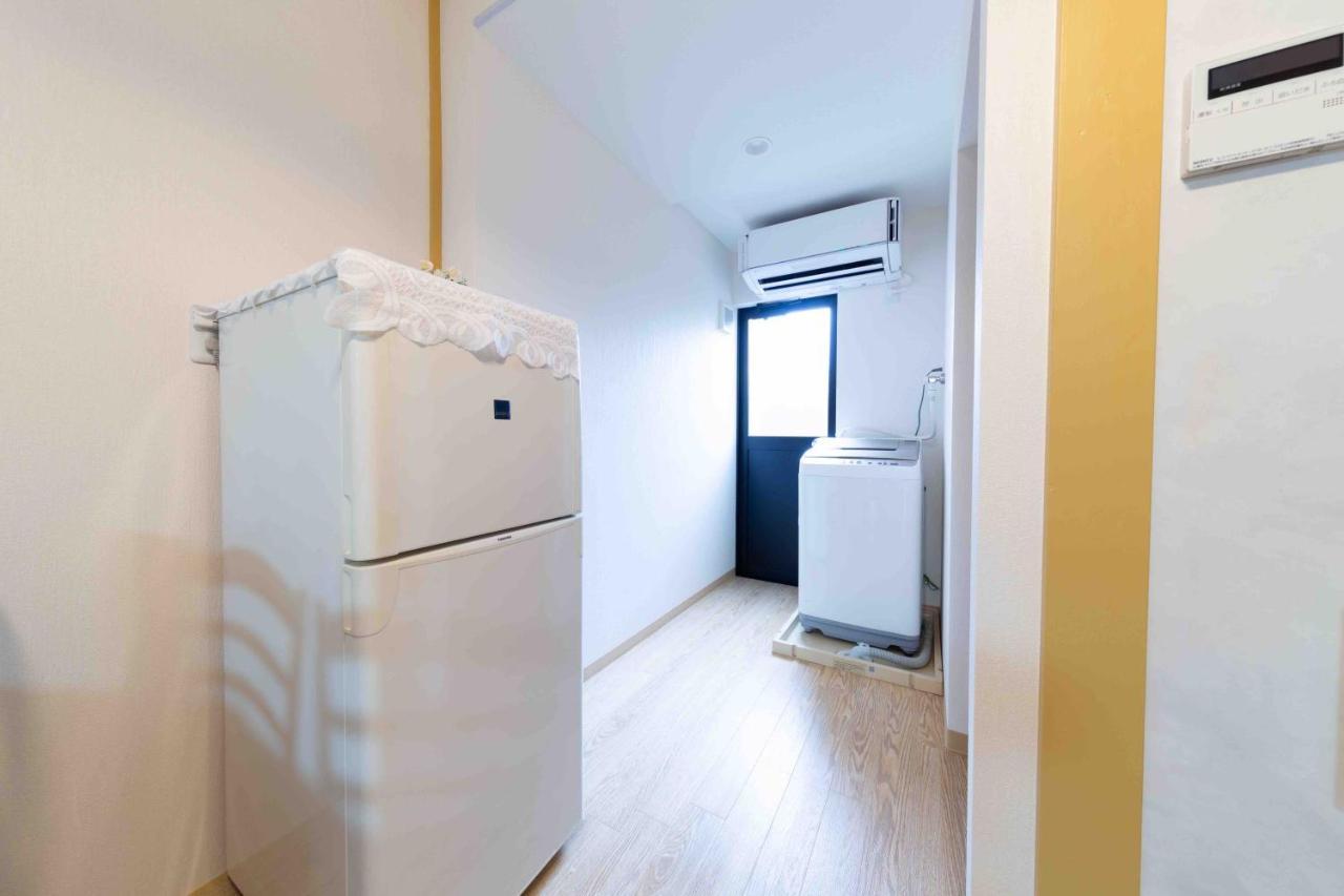 Kyorakuya Apartment *